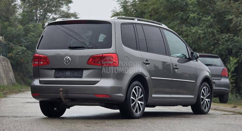 Volkswagen Touran 1.4 TSI, HighLine,CH