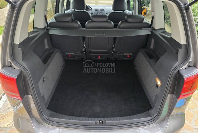 Volkswagen Touran 1.4 TSI, HighLine,CH