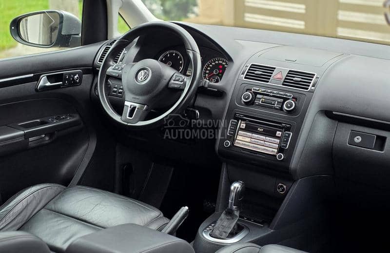 Volkswagen Touran 1.4 TSI, HighLine,CH