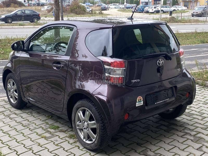 Toyota iQ 1.0 CH