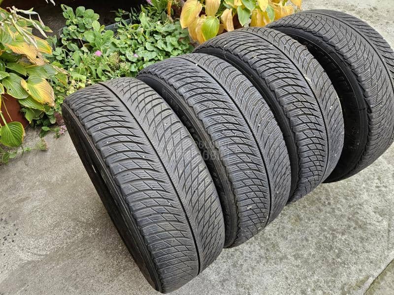 Michelin 235/55 R19 Zimska
