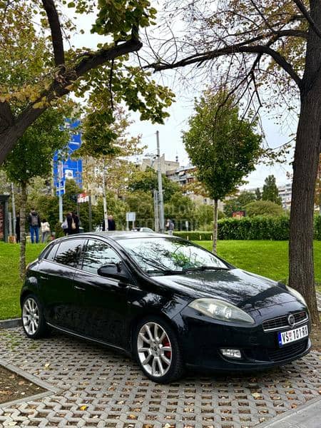 Fiat Bravo 1.9 Mjet 16v Sport Fiat Bravo 1.9 Mjet 16v Sport