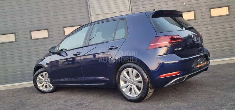 Volkswagen Golf 7 1.5 TSI HIGHLINE