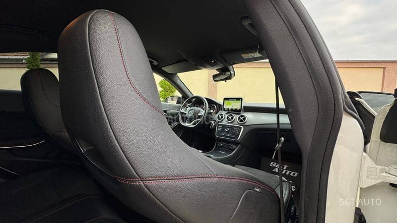 Mercedes Benz CLA 180 1.5CDI/3XAMG/LED/FUL
