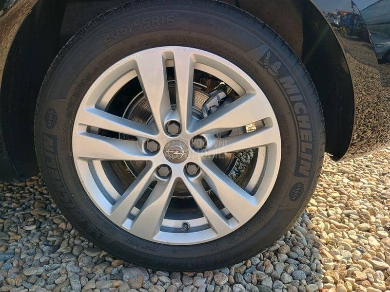 Opel Astra K 1.6 cdti Elegance