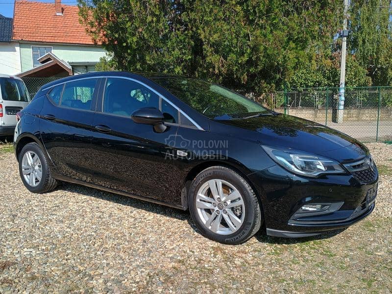 Opel Astra K 1.6 cdti Elegance