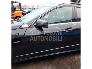 Polustranica, stub za Mercedes Benz E 220 od 2009. do 2016. god.