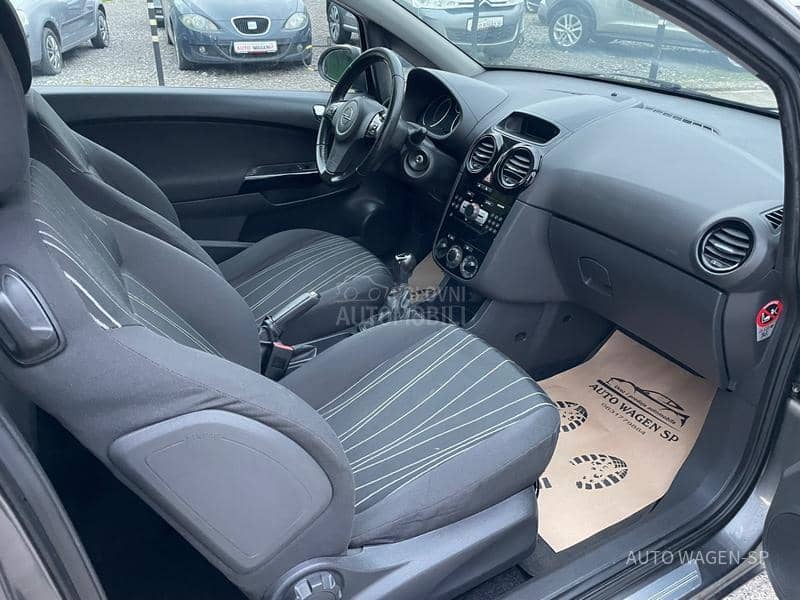 Opel Corsa D ecoFLEX 111 YEARS