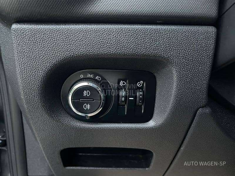 Opel Corsa D ecoFLEX 111 YEARS