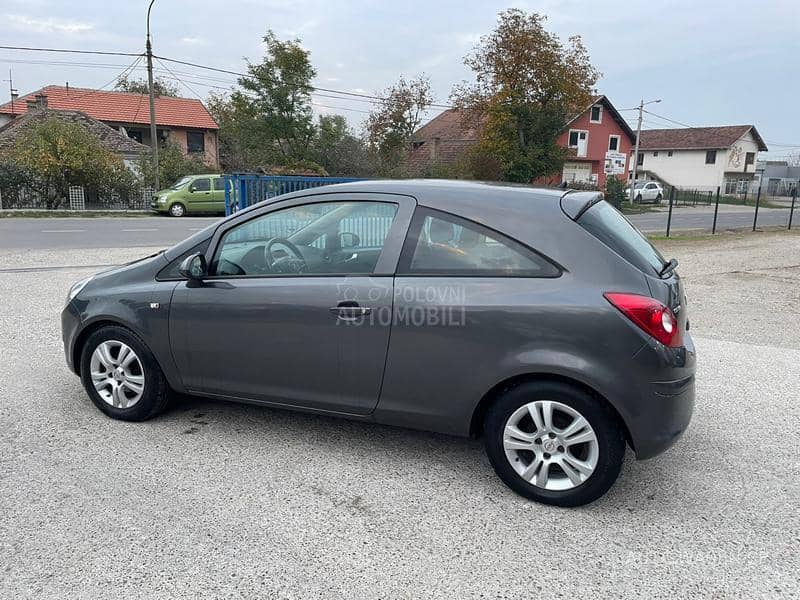 Opel Corsa D ecoFLEX 111 YEARS