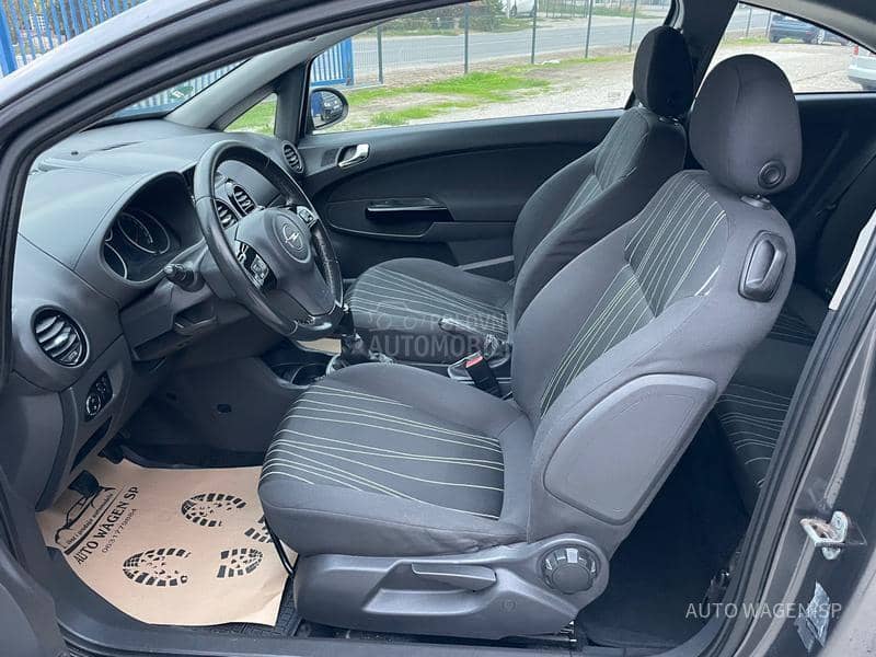 Opel Corsa D ecoFLEX 111 YEARS