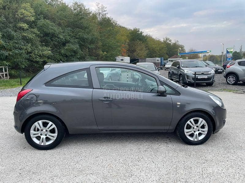 Opel Corsa D ecoFLEX 111 YEARS