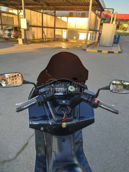 Honda silver wing 600