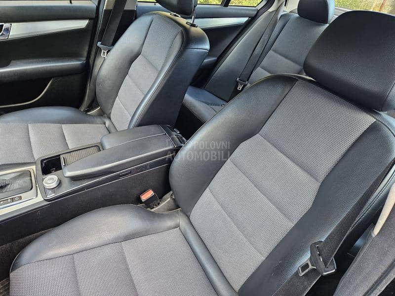 Mercedes Benz C 220 