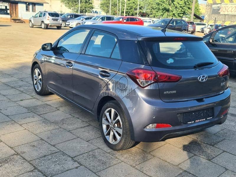 Hyundai i20 1.1d LED/ MSERVIS