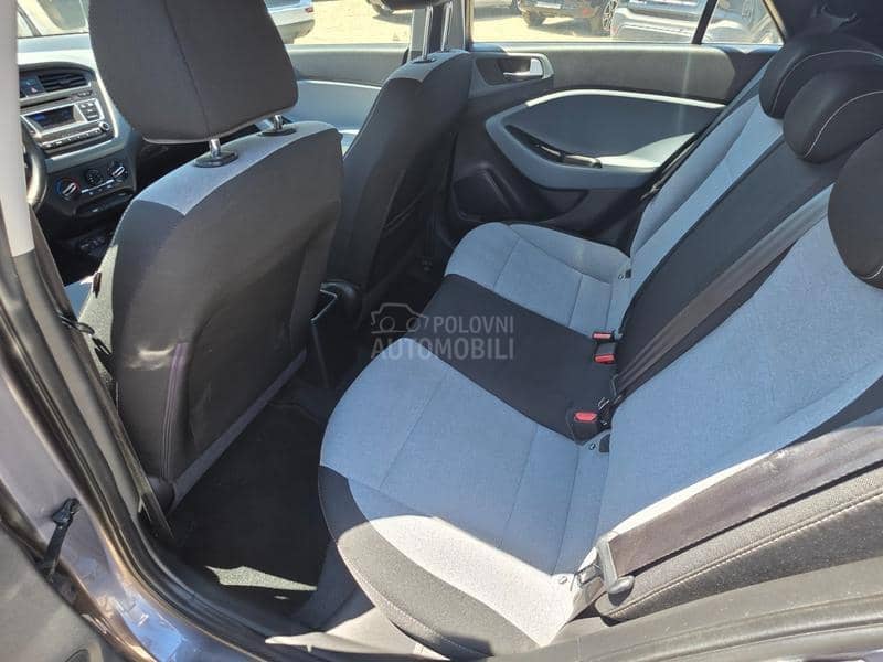Hyundai i20 1.1d LED/ MSERVIS