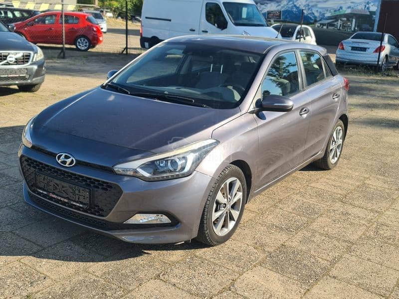 Hyundai i20 1.1d LED/ MSERVIS