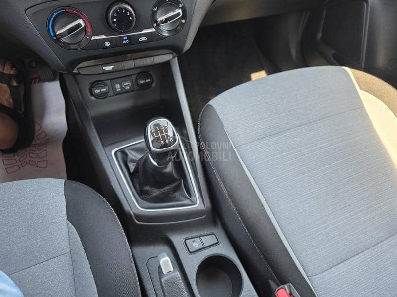 Hyundai i20 1.1d LED/ MSERVIS