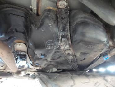 Rezervoar za Mercedes Benz E 220 od 2009. do 2016. god.