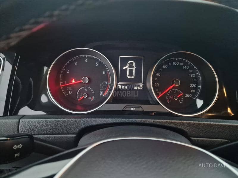 Volkswagen Golf 7 1.2B NOV NOV