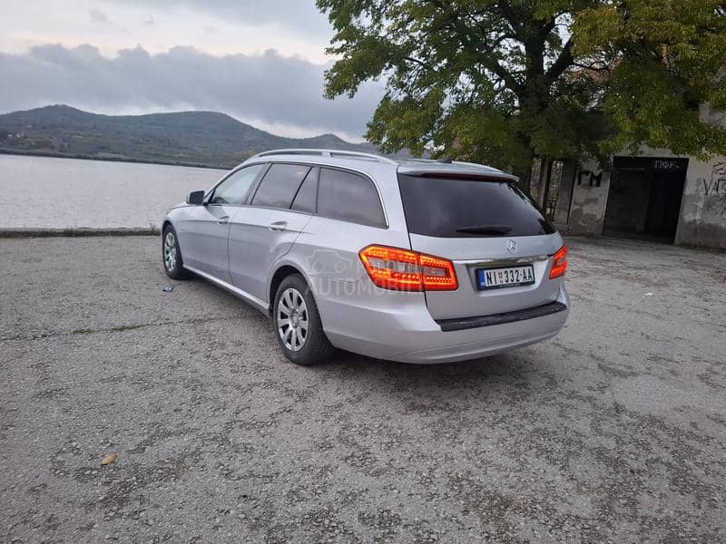 Mercedes Benz E 220 