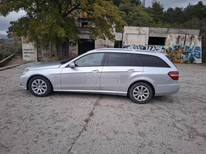 Mercedes Benz E 220 