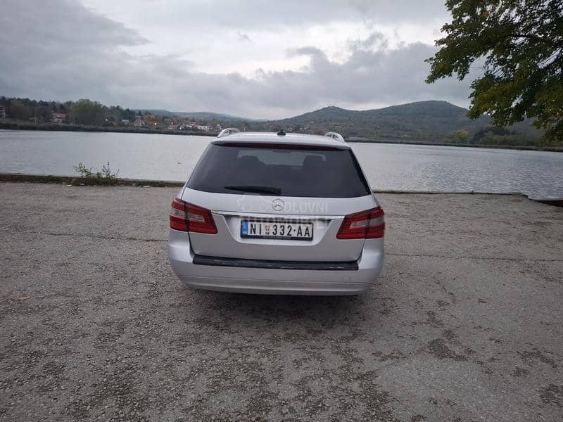 Mercedes Benz E 220 