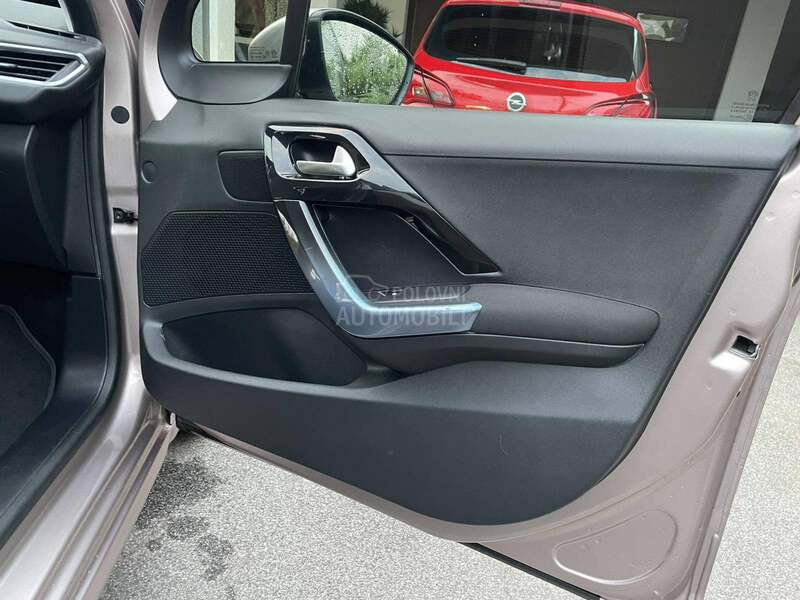 Peugeot 208 1,4 HDI IZVANRED AN