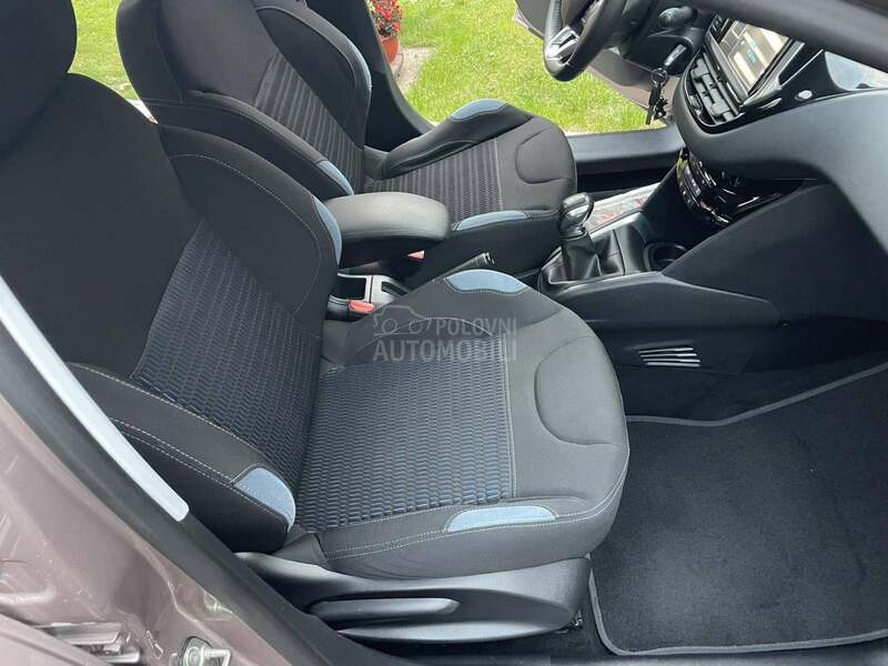 Peugeot 208 1,4 HDI IZVANRED AN