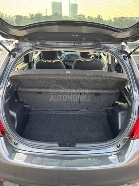 Toyota Yaris 1.5 HYBRID