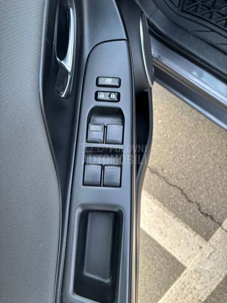 Toyota Yaris 1.5 HYBRID