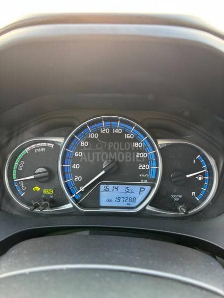 Toyota Yaris 1.5 HYBRID