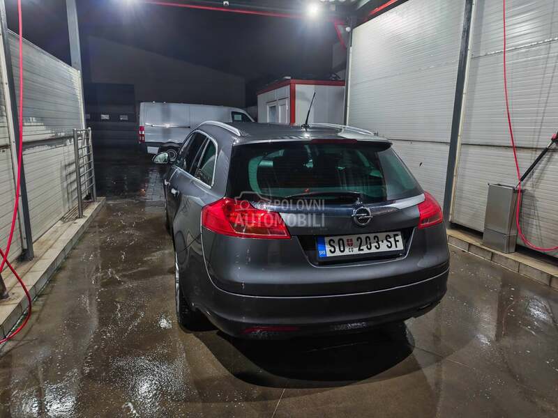 Opel Insignia 