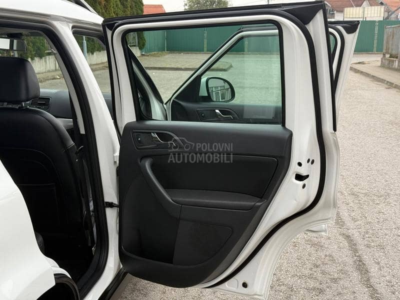 Škoda Yeti 2.0 TDI pano.dsg.4x4 Škoda Yeti 2.0 TDI pano.dsg.4x4
