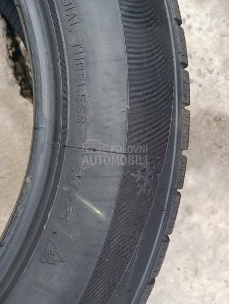 Tourador 225/60 R17 Zimska