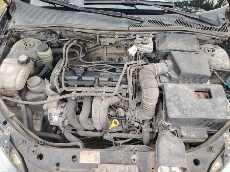 Ford Focus 1.6 zetec