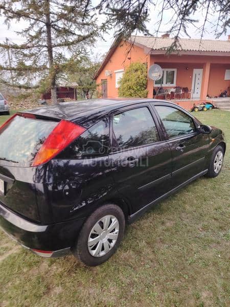 Ford Focus 1.6 zetec
