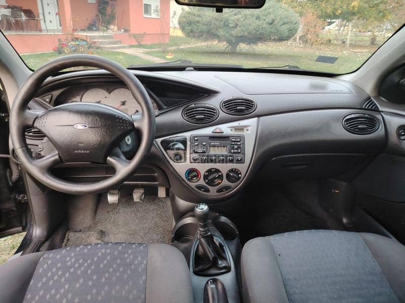 Ford Focus 1.6 zetec