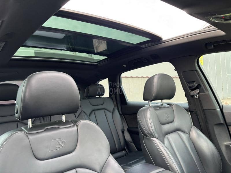 Audi Q7 ETRON/S/PANO/VIRT Audi Q7 ETRON/S/PANO/VIRT