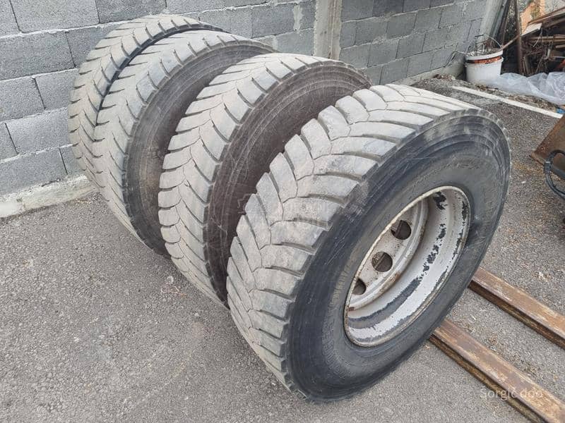 Bridgestone 315/80 R22.5 Zimska