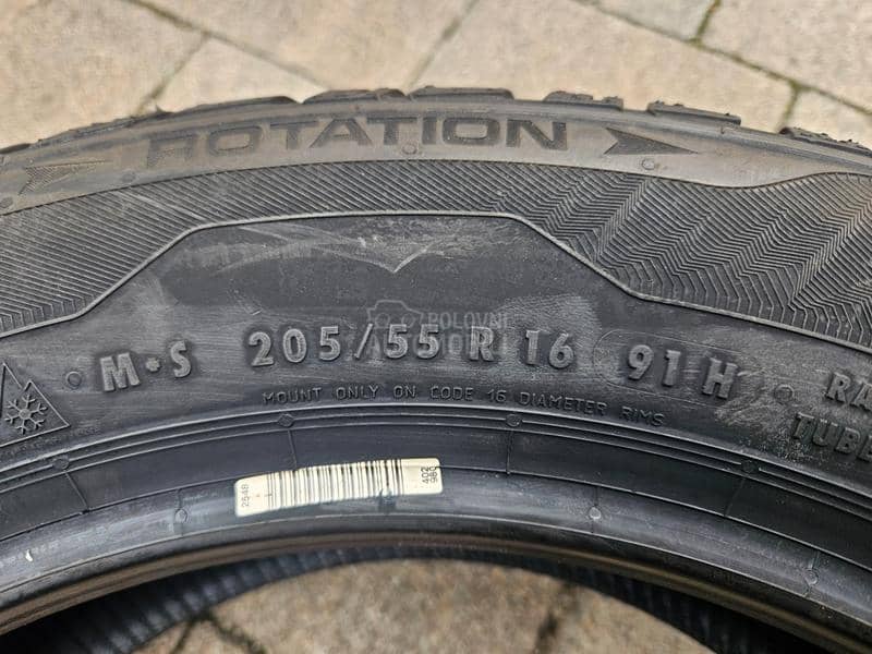 Uniroyal 205/55 R16 Zimska