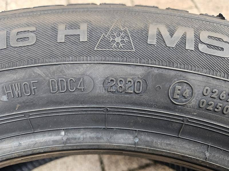 Uniroyal 205/55 R16 Zimska