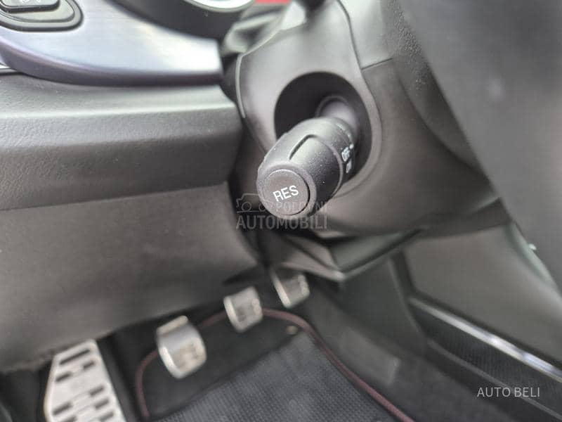 Alfa Romeo Giulietta 1.6 JTD m-2