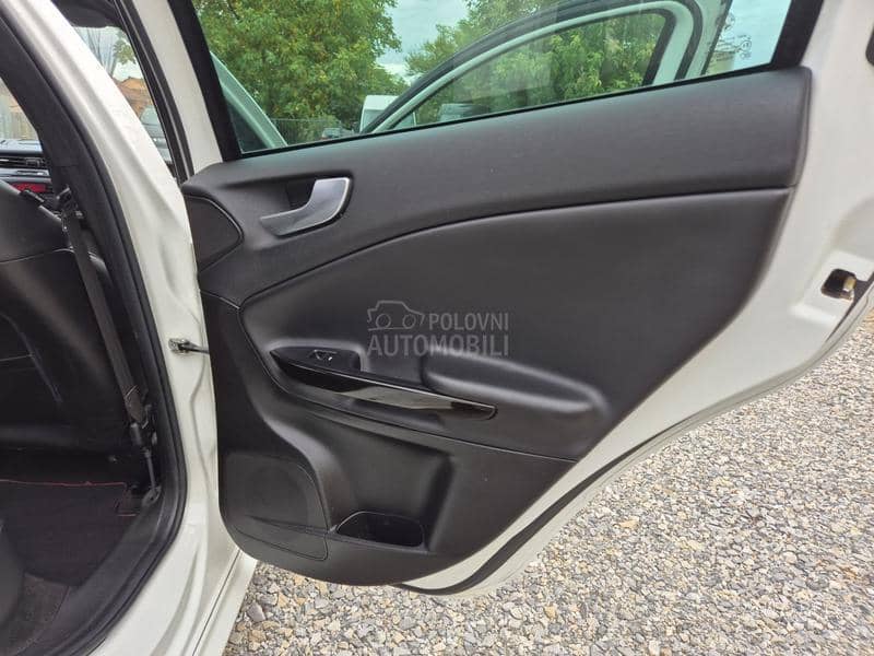 Alfa Romeo Giulietta 1.6 JTD m-2