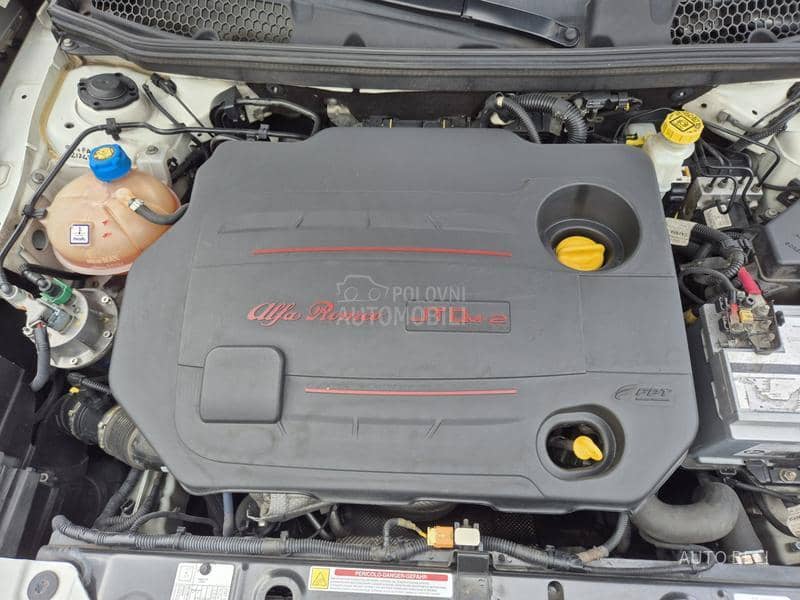 Alfa Romeo Giulietta 1.6 JTD m-2