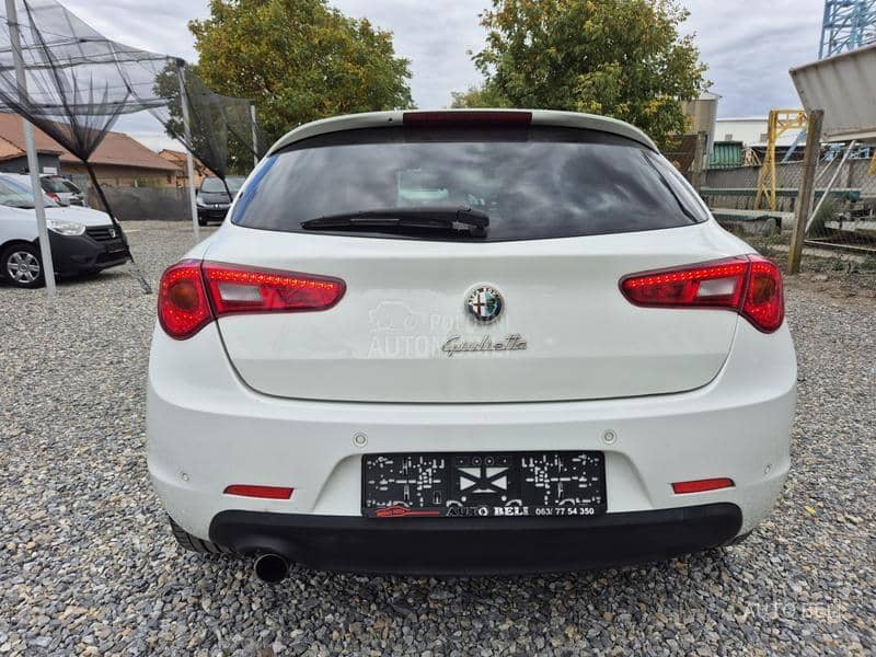 Alfa Romeo Giulietta 1.6 JTD m-2