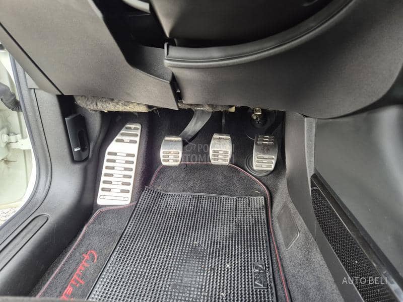 Alfa Romeo Giulietta 1.6 JTD m-2