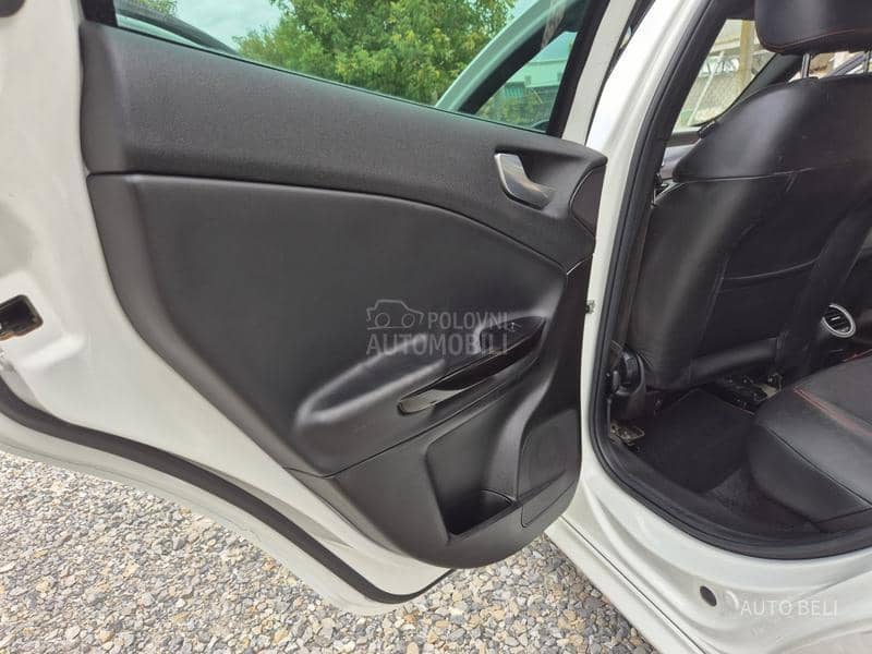 Alfa Romeo Giulietta 1.6 JTD m-2