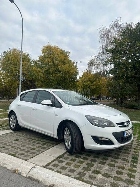 Opel Astra J 1.7 cdti