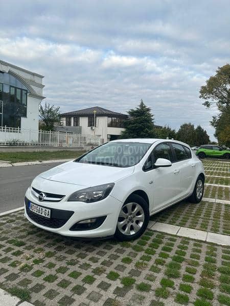 Opel Astra J 1.7 cdti